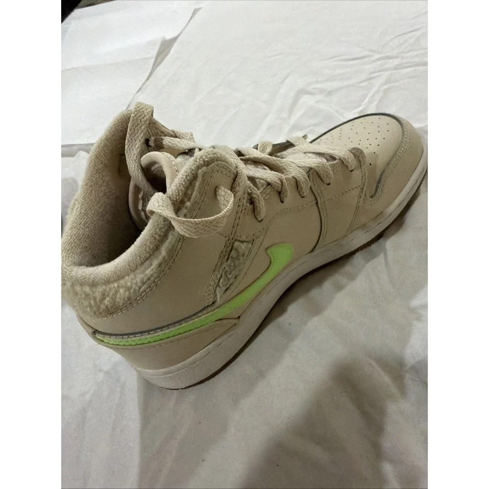 Nike Air‎ Jordan 1 Mid GS Fleece Beige Youth Size 4Y DO2207-264 - Picture 6 of 13